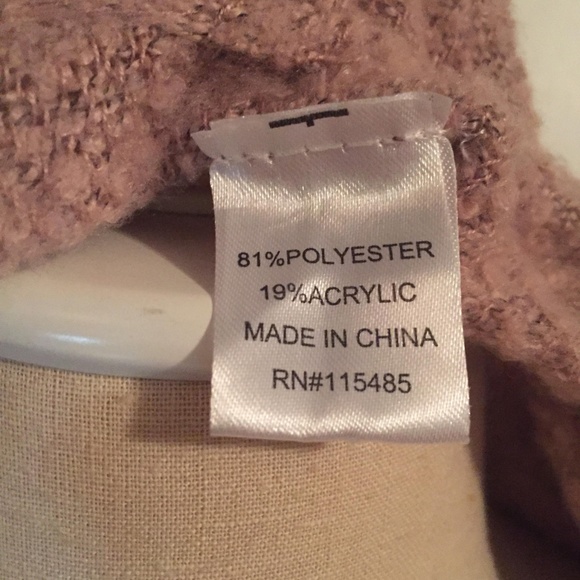 Ruffled Rose Blush Shawl - Picture 6 of 7